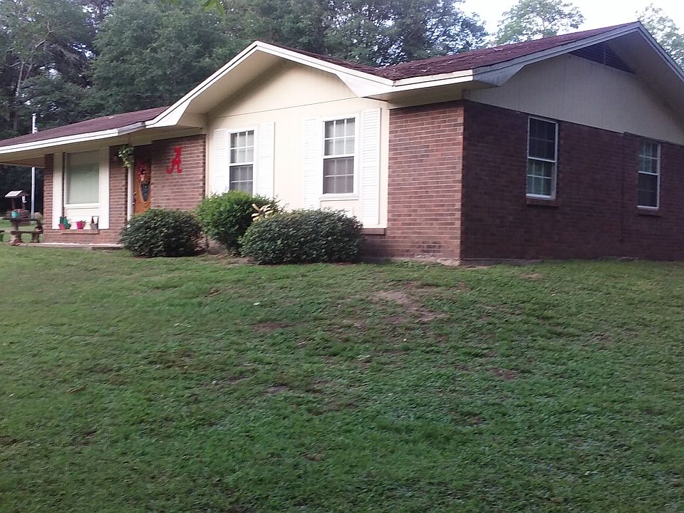 2nd image of 400 N Forrest St