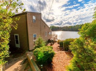 19 Club House Rd, West Greenwich, RI 02817