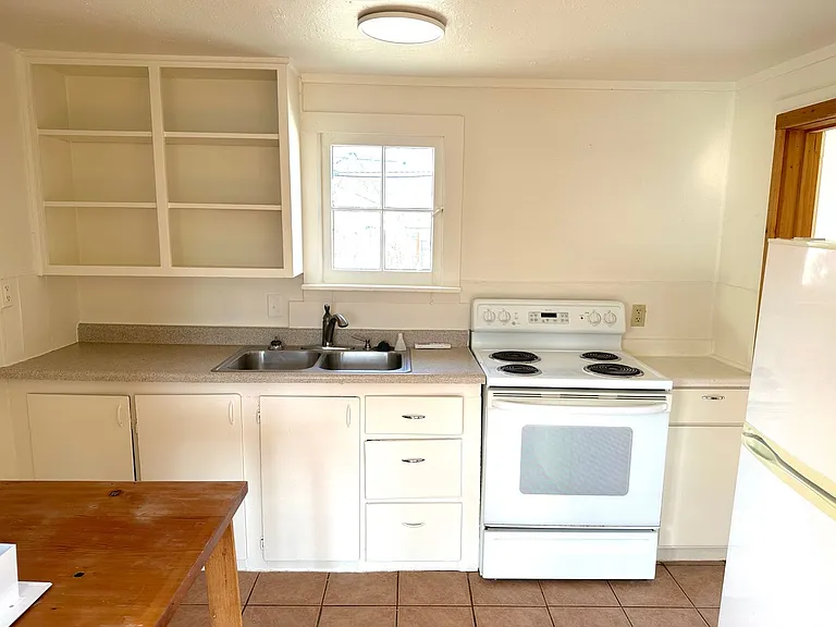 1809 S Shoshone St — Photo 1
