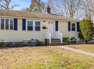 46 Rhodes Cir UNIT 46, Hingham, MA 02043