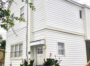 1 Drews Aly, Charleston, SC 29403