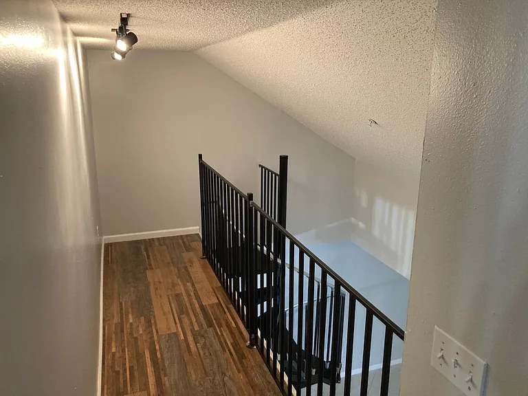 2nd Bedroom Loft hallway