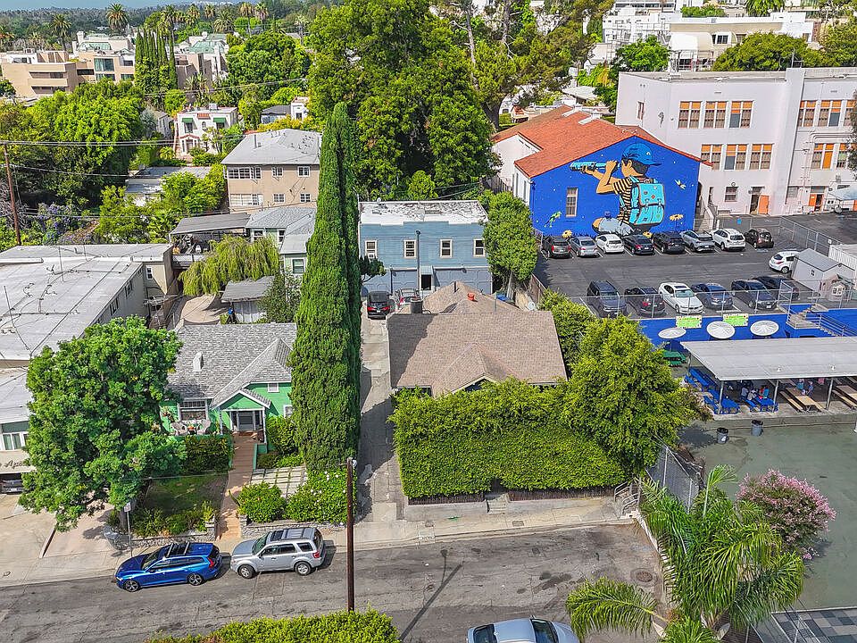 1st image of 945 Hilldale Ave