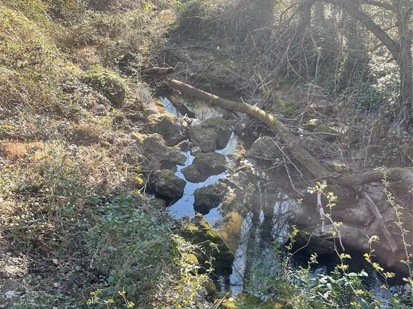 0 N 10th St, Bessemer City, NC 28016