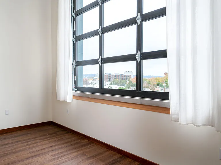 Sandy Rose Lofts — Photo 11
