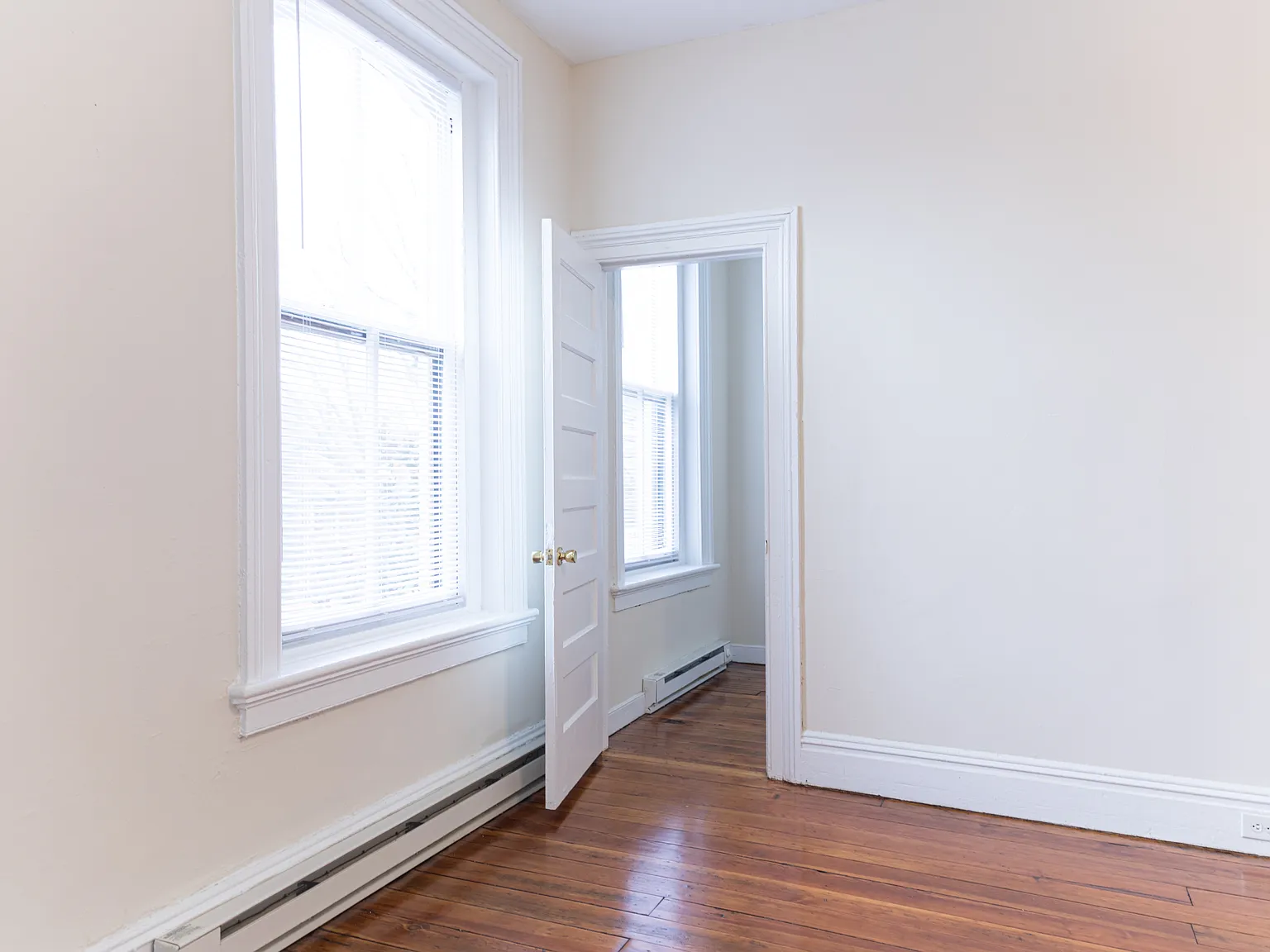 2 bed, 1200 sqft, $1,750 — Photo 4