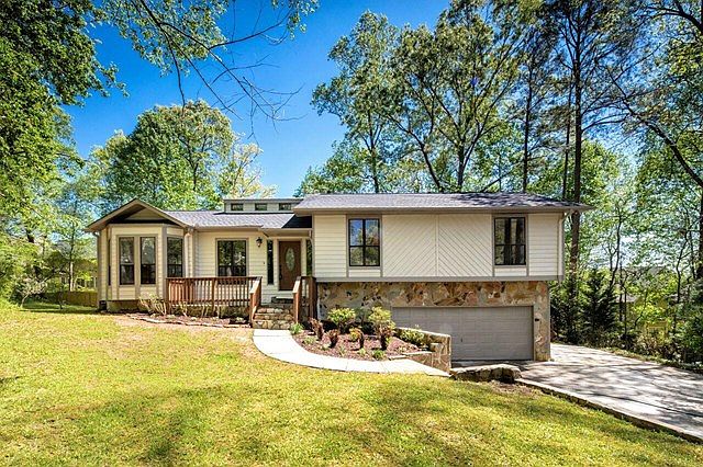 1st image of 5205 Forest Mist Dr SE