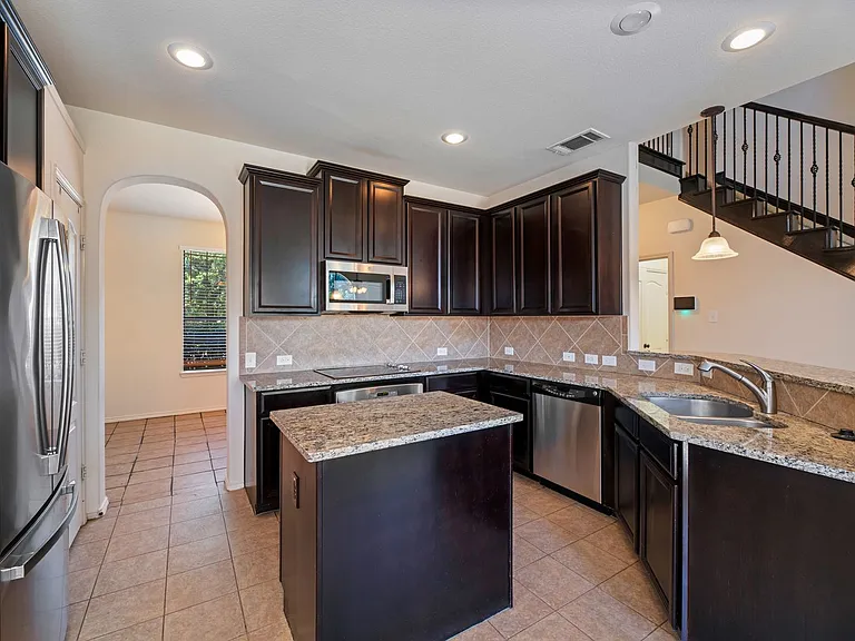 1636 Quail Grove Dr — Photo 12