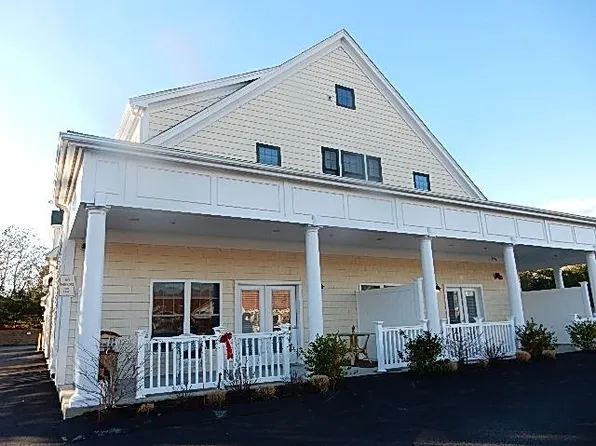 (undisclosed Address), South Dennis, MA 02660