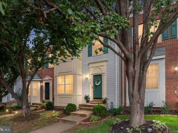406 Rover Ct, Stafford, VA 22554