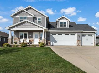 315 Liberty Park Dr. Drive, Oregon, WI 53575