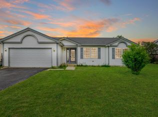 3405 Wembley Dr, Zion, IL 60099