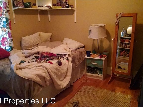 5th image of 2050 W Summerdale Ave #3559980