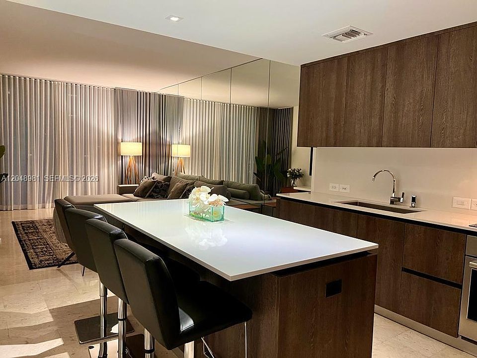 1st image of 88 SW 7th St APT 808