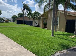 14813 SW 67th Ln, Miami, FL 33193