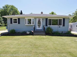 2102 Wabash Rd, Lansing, MI 48910