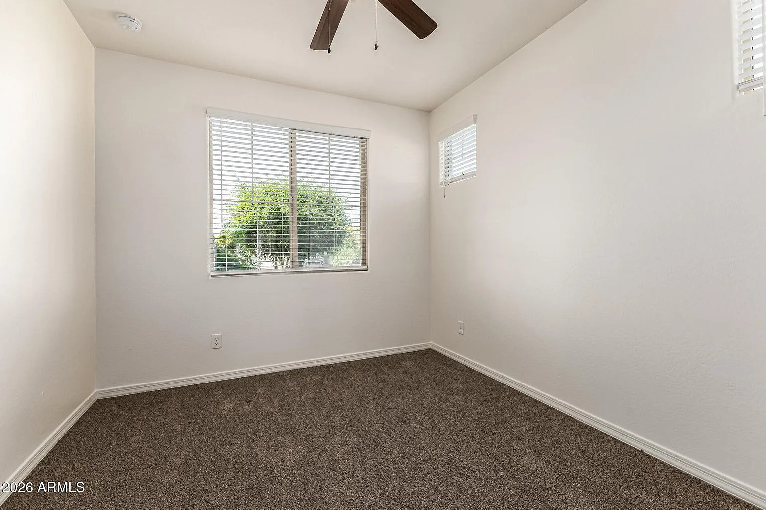 5 bed, 1963 sqft, $2,750 — Photo 4