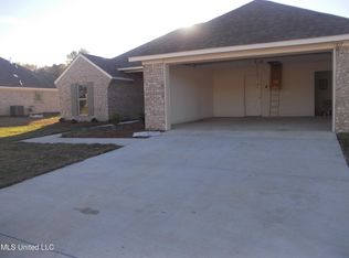 107 Brunswick Cv, Canton, MS 39046