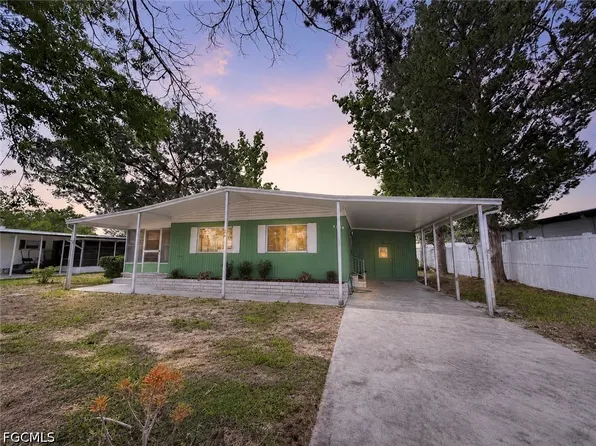 9330 Salisbury Dr, Brooksville, FL 34613