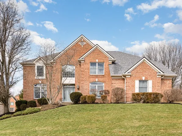 11037 Woodlands Way, Cincinnati, OH 45241