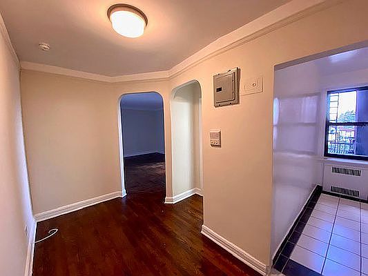 4th image of 4746 40th St APT 3J