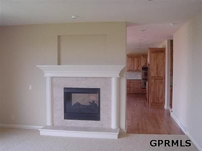 2nd image of 18058 Leavenworth St