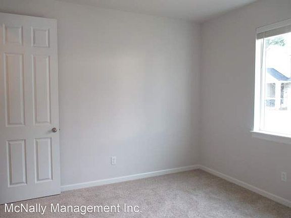 5th image of 6759 Seaglass Ave SE