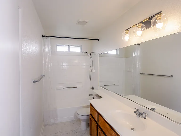 183 Creekside Cir — Photo 15