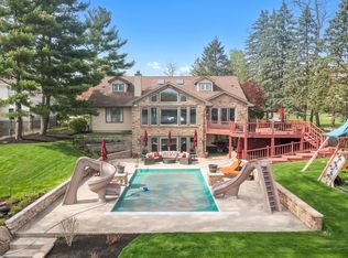 22664 Weatherby Ln, Elkhart, IN 46514