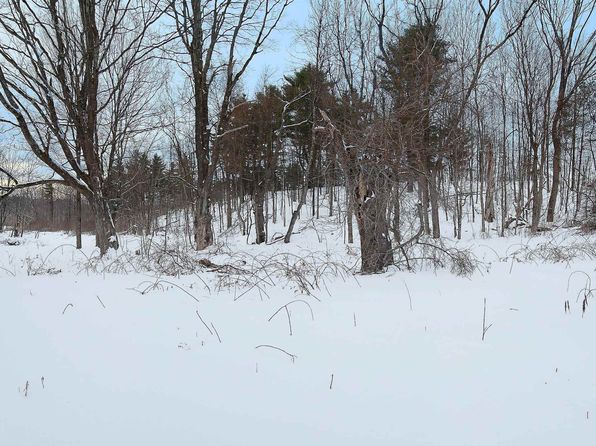 339 South Stream Road, Pownal, VT 05261