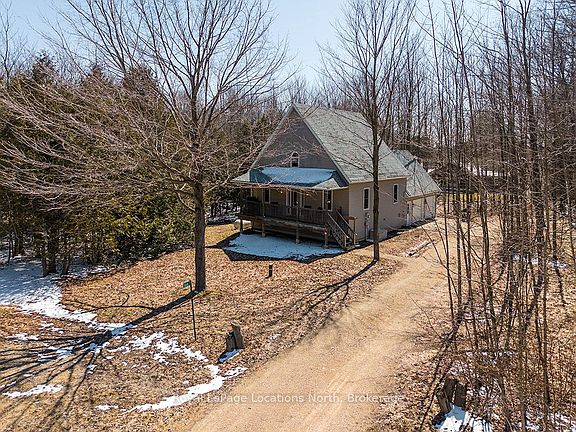 3rd image of 166 Raglan St