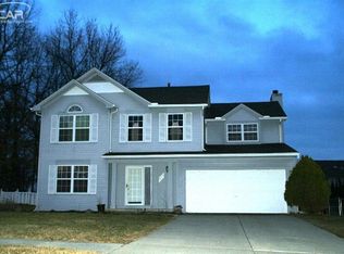 920 3rd St, Fenton, MI 48430