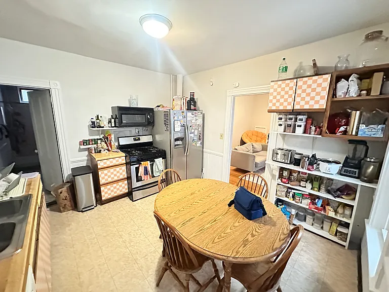 7 Arnold Ct #1 — Photo 5