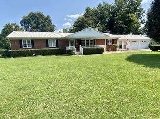 60 Lynn St, Viola, TN 37394