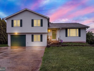 1585 Church Rd, York, PA, 17408