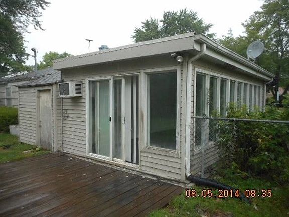 3rd image of 626 Manchester Dr