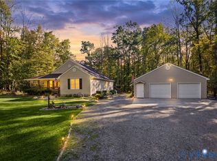 4165 Drew Ridge Dr, Louisa, VA 23093