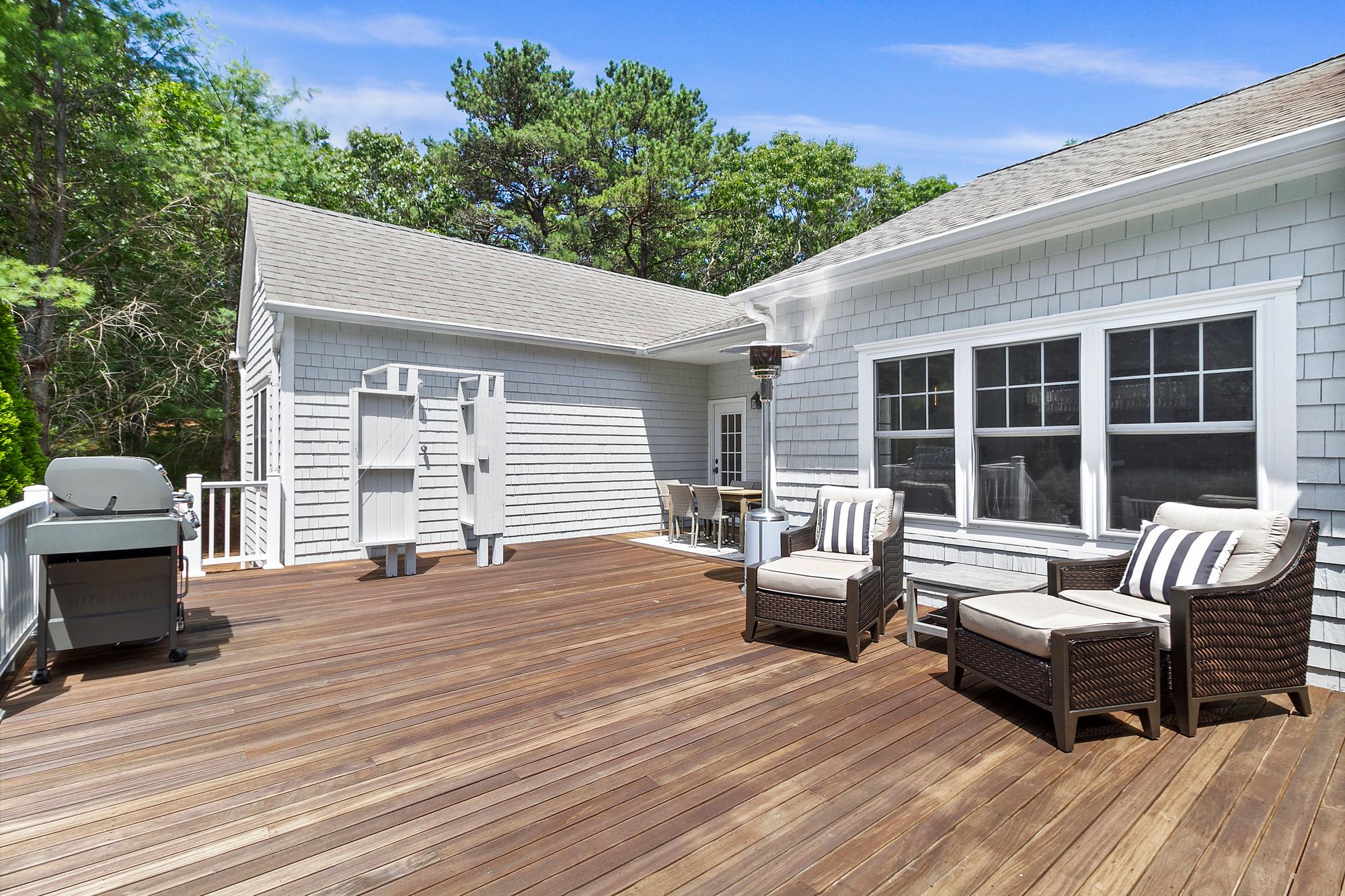 409 Sag Harbor Tpke in East Hampton Out East