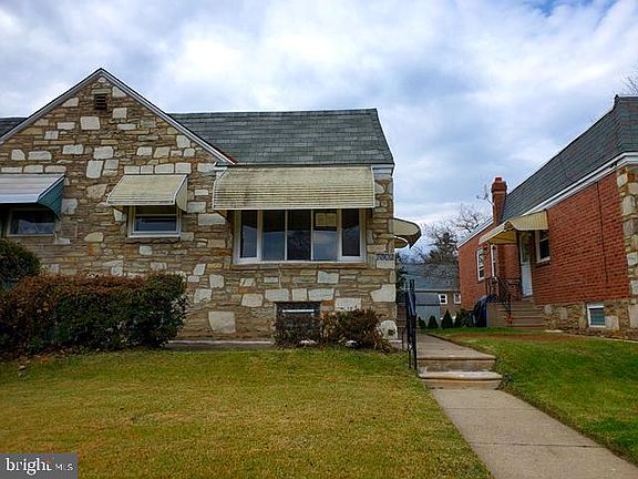 2nd image of 7302 Shelbourne St