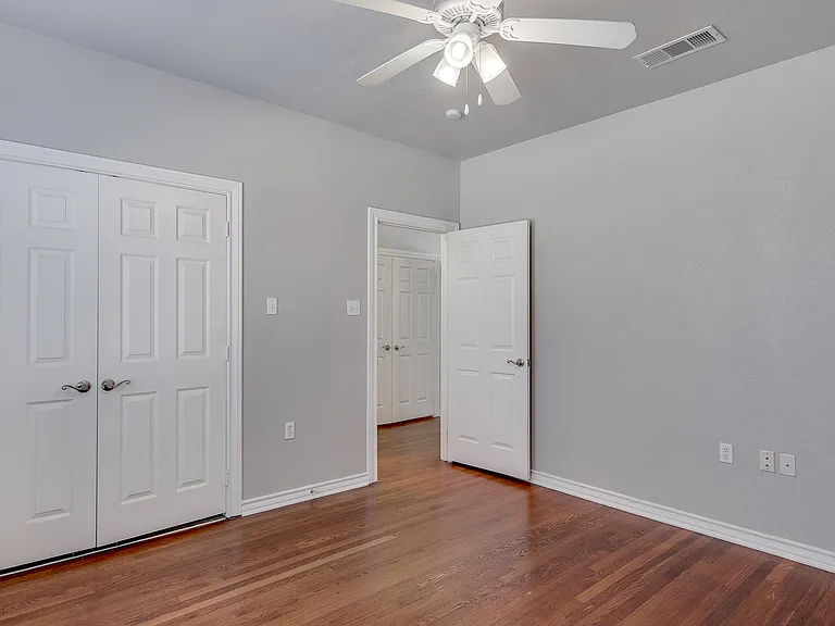 2500 S University Dr — Photo 11