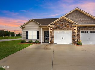 2250 Sweet Bay Dr #A, Greenville, NC 27834