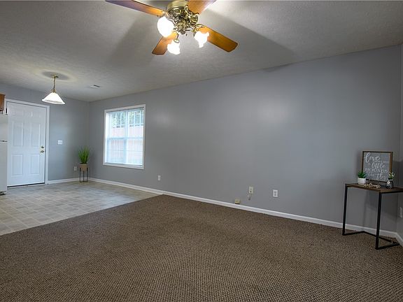 3rd image of 2703A 11th Pl