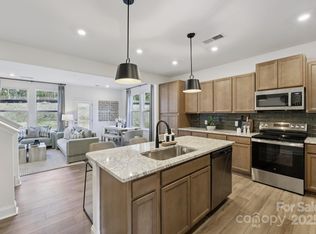 7705 Ethora Way, Charlotte, NC 28216