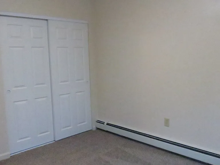 2056 Jackson St — Photo 33