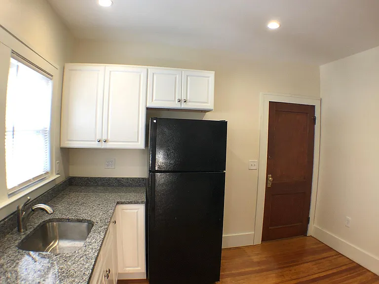 1 Rheel St #1B — Photo 11