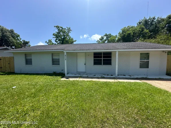 213 Lavelle Dr, Gulfport, MS 39503