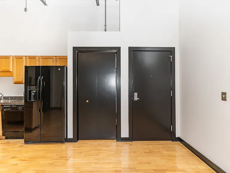 700 Market St #203 — Photo 6