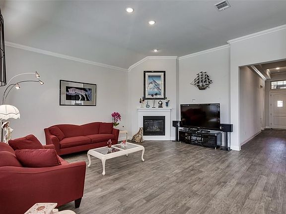 5th image of 1601 Hardeman Ln