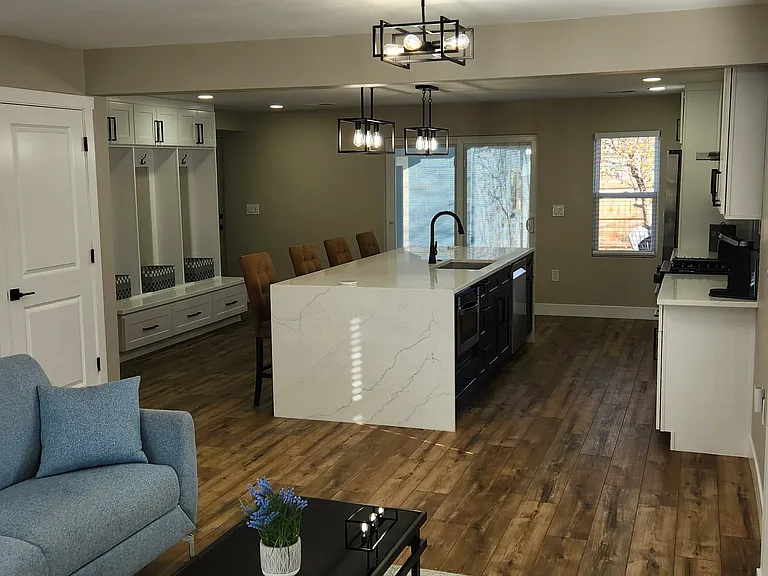 3046 N Saint Paul St — Photo 10