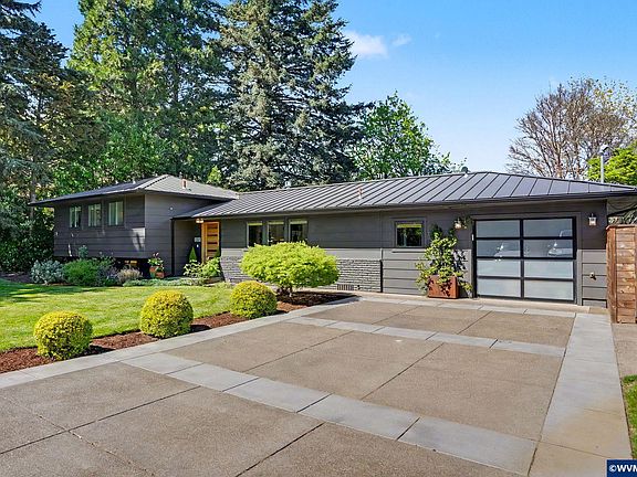 5th image of 1017 Jones Ave NW
